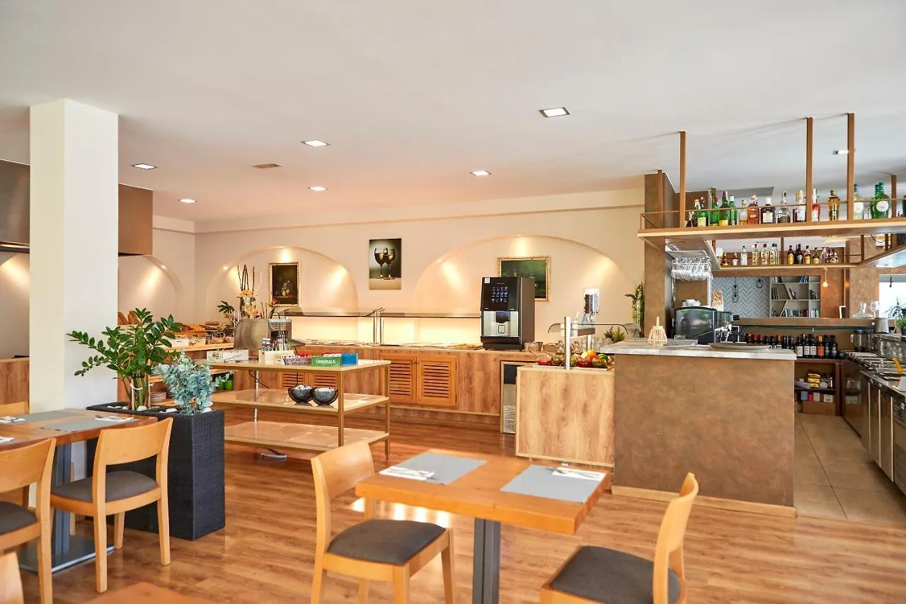 Nura Santa Ponsa & Spa 4*,