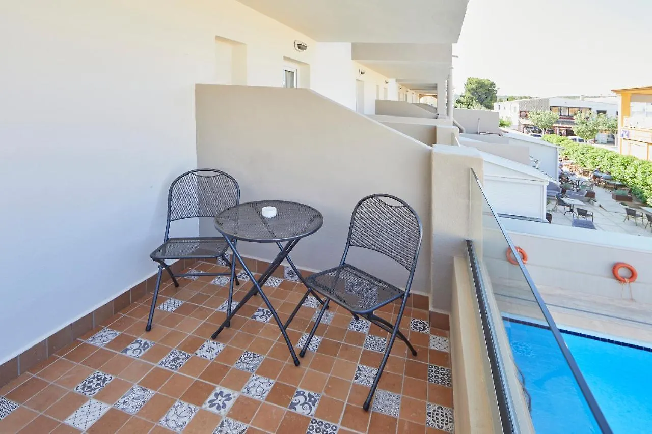 Szálloda Nura Santa Ponsa & Spa