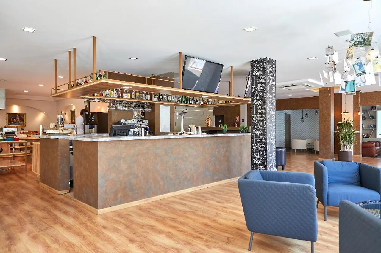 Nura Santa Ponsa & Spa Szálloda
