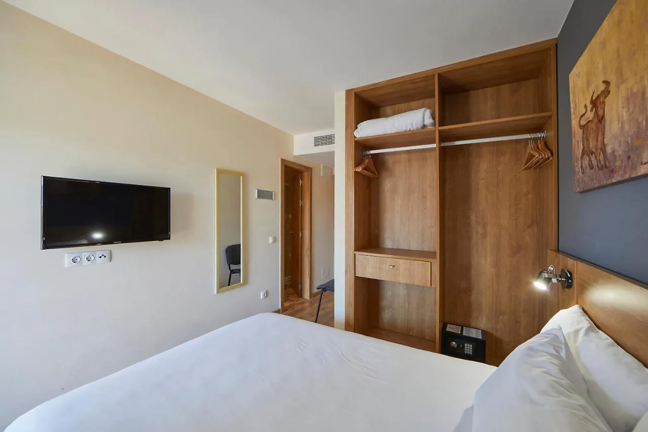 Nura Santa Ponsa & Spa Szálloda